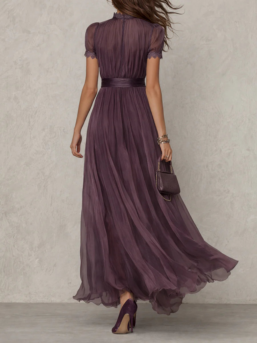 Flavia - Vestido largo violeta con escote en forma de llave