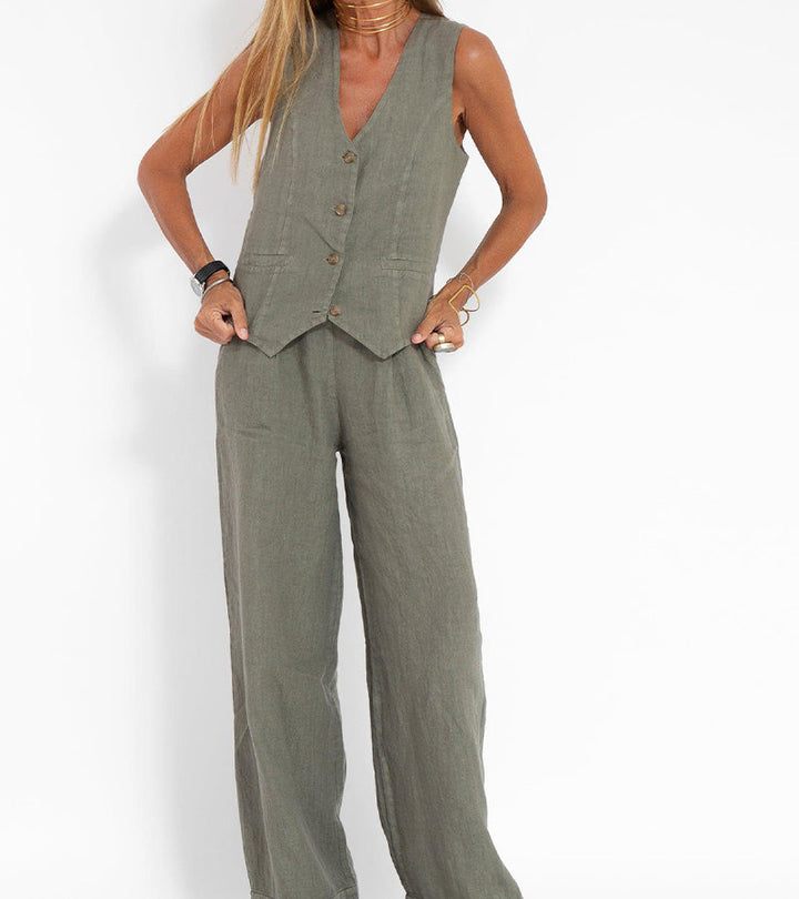 Aira – Elegant two-piece set with vest and wide-leg pants